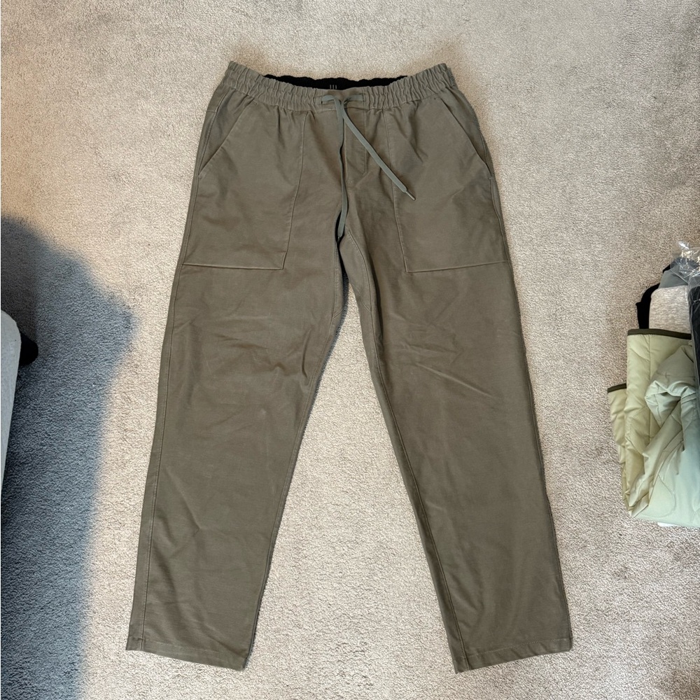 Men's lululemon bowline pants xl Rover 30” inseam